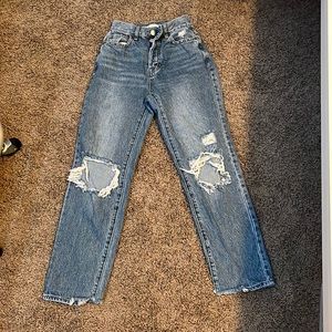 Pacsun Ripped Mom Jeans!!